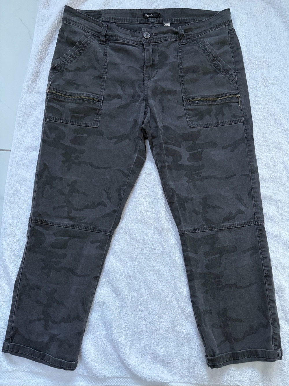 Supplies by UNIONBAY Women’s 14 Black Gray Camo Cargo Utility Pants Stretch
